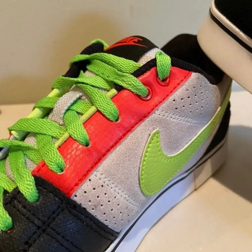Nike Ruckus Men's 10 Low Beige, Green, Black, White, And Orange Sneakers